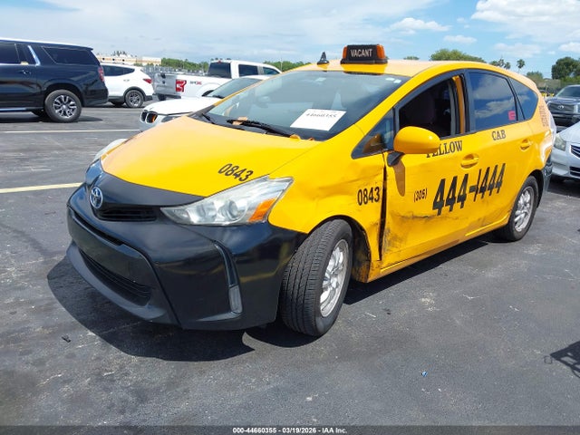 2015 TOYOTA PRIUS V JTDZN3EU6FJ039989 Photo 1