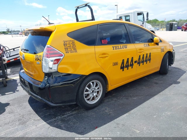 2015 TOYOTA PRIUS V JTDZN3EU6FJ039989 Photo 3