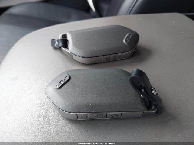 2025 Kia Carnival Mpv Lxs მანქანა იყიდება აუქციონზე, vin: KNDNB5K39S6475943, აუქციონის ნომერი: 44660362