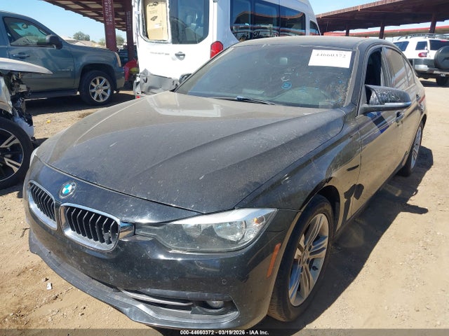 44660372 :رقم المزاد ، WBA8B9G55HNU48586 vin ، 2017 Bmw 330i مزاد بيع