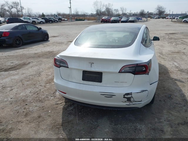 Продажа на аукционе авто 2023 Tesla Model 3 Long Range Dual Motor All-wheel Drive, vin: 5YJ3E1EBXPF598883, номер лота: 44660389