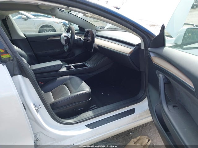 Продажа на аукционе авто 2023 Tesla Model 3 Long Range Dual Motor All-wheel Drive, vin: 5YJ3E1EBXPF598883, номер лота: 44660389