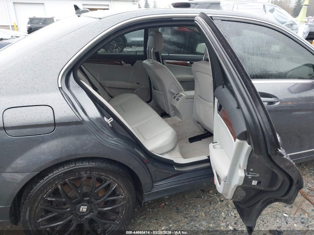 2009 Mercedes-benz C 300 Luxury 4matic მანქანა იყიდება აუქციონზე, vin: WDDGF81XX9F240776, აუქციონის ნომერი: 44660414