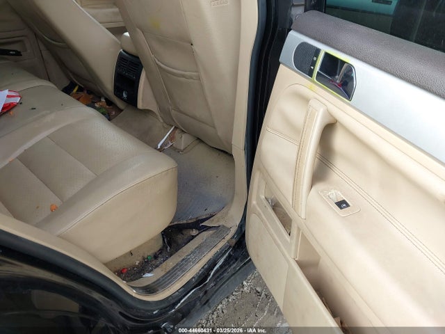 2008 Volkswagen Touareg 2 Vr6 Fsi მანქანა იყიდება აუქციონზე, vin: WVGBE77L28D035190, აუქციონის ნომერი: 44660431