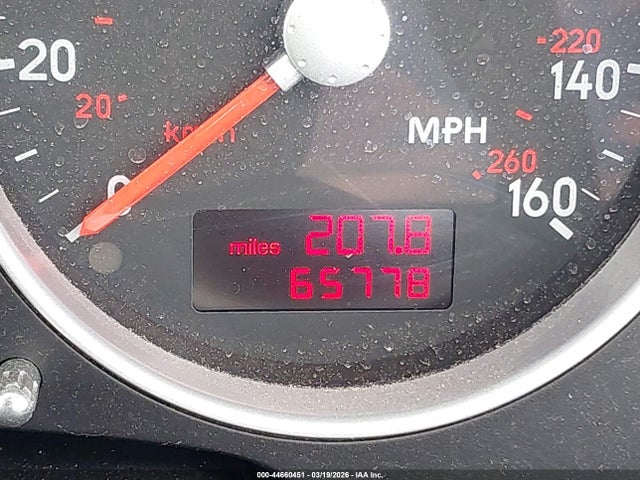 44660451 :رقم المزاد ، TRUTC28NX21033221 vin ، 2002 Audi Tt 1.8l مزاد بيع