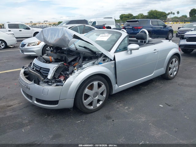 2002 AUDI TT TRUTC28NX21033221 Photo 1