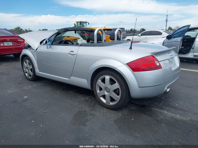 2002 AUDI TT TRUTC28NX21033221 Photo 2