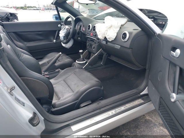 2002 AUDI TT TRUTC28NX21033221 Photo 4
