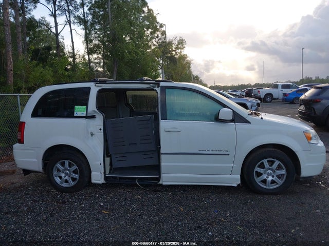 Aukcja sprzedaży 2010 Chrysler Town & Country Touring, vin: 2A4RR5D14AR132659, numer aukcji: 44660477