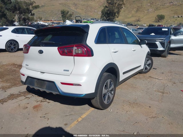 2019 KIA NIRO PLUG-IN HYBRID KNDCD3LD5K5290548 Photo 3