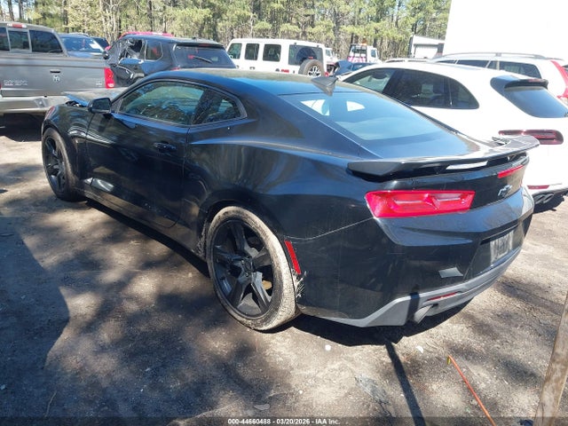 2018 CHEVROLET CAMARO 1G1FB1RS1J0109947 Photo 2
