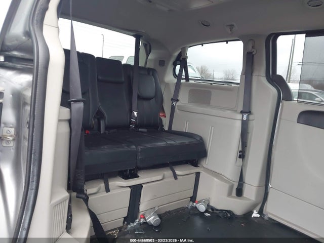 44660503 :رقم المزاد ، 2C4RC1BG0GR288018 vin ، 2016 Chrysler Town & Country Touring مزاد بيع