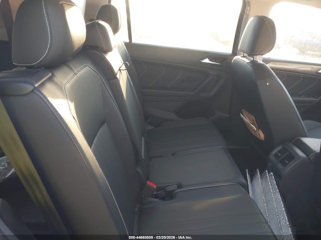 Продаж на аукціоні авто 2024 Volkswagen Tiguan 2.0t Se/2.0t Wolfsburg Edition, vin: 3VV3B7AX0RM166915, номер лоту: 44660509