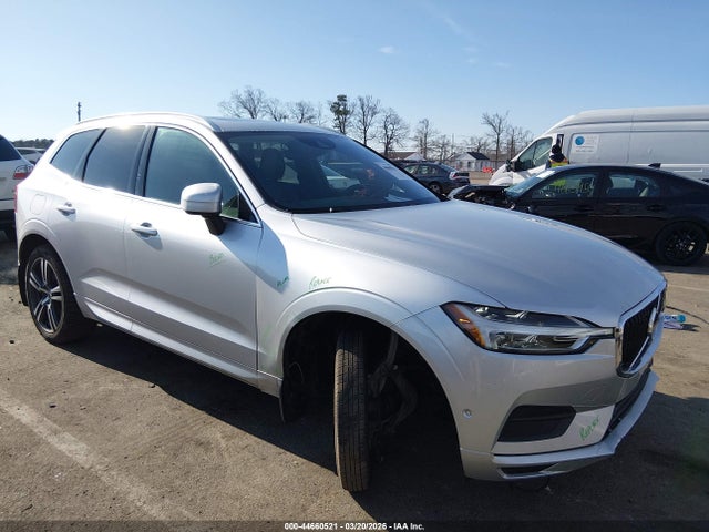 2018 VOLVO XC60 LYV102RK7JB097089