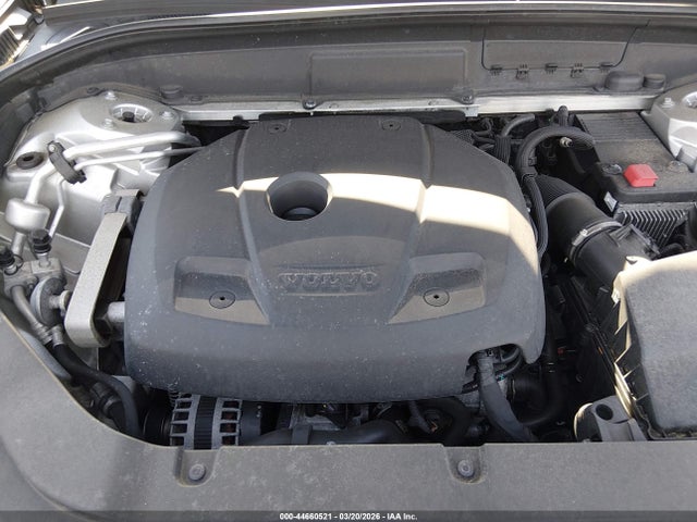 2018 VOLVO XC60 LYV102RK7JB097089 Photo 9