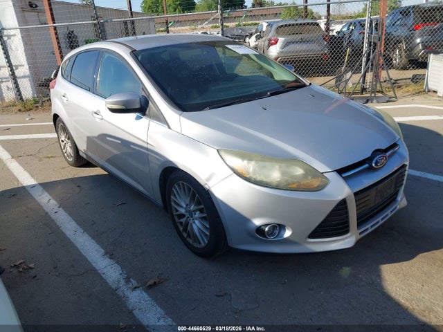 2014 FORD FOCUS 1FADP3N2XEL461811 Photo 0
