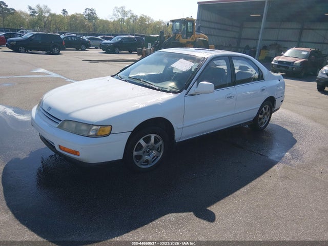 1994 HONDA ACCORD JHMCD5658RC010061 Photo 1