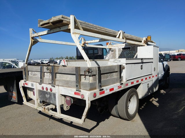 Ford F-550 Chassis Xl 2019 1FDUF5GTXKDA00673 Image 4