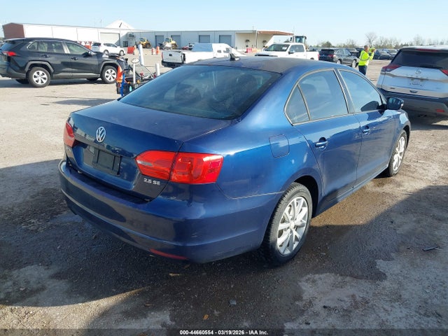 44660554 :رقم المزاد ، 3VWDX7AJ5BM091163 vin ، 2011 Volkswagen Jetta 2.5l Se مزاد بيع
