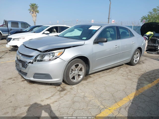 Chevrolet MALIBU LS 2015 1G11B5SL3FF300424 Image 2