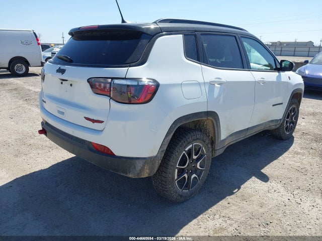 2025 Jeep Compass Trailhawk 4x4 მანქანა იყიდება აუქციონზე, vin: 3C4NJDDN2ST621682, აუქციონის ნომერი: 44660594