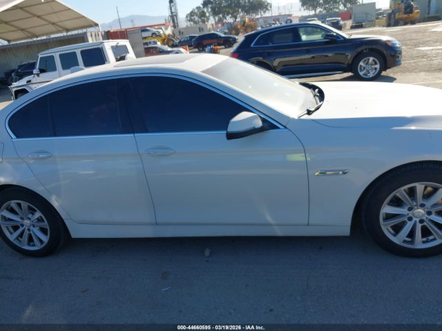 2016 Bmw 528i მანქანა იყიდება აუქციონზე, vin: WBA5A5C54GG349586, აუქციონის ნომერი: 44660595