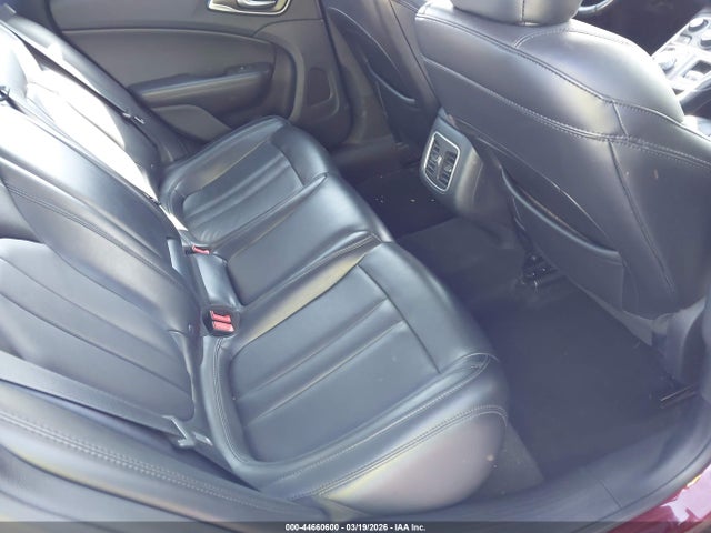 2016 Chrysler 200 C მანქანა იყიდება აუქციონზე, vin: 1C3CCCCB5GN114273, აუქციონის ნომერი: 44660600