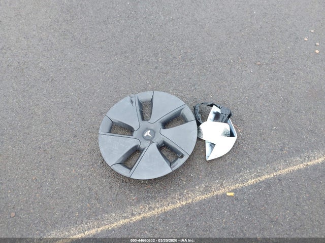 2022 Tesla Model 3 Rear-wheel Drive მანქანა იყიდება აუქციონზე, vin: 5YJ3E1EA9NF350418, აუქციონის ნომერი: 44660632