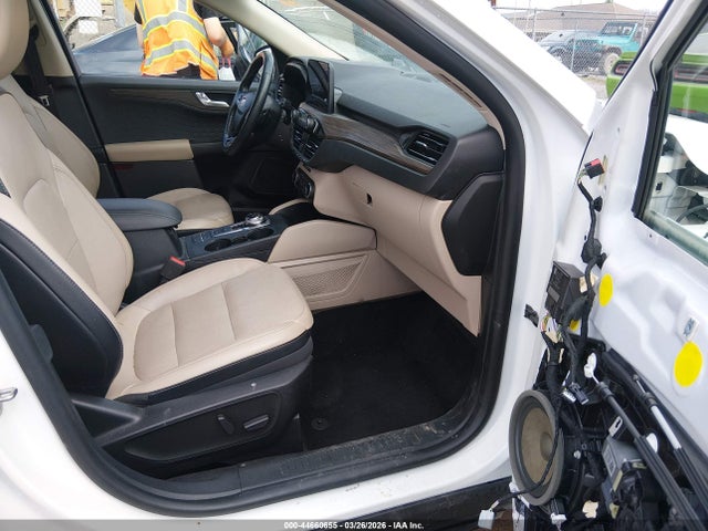 Продажа на аукционе авто 2020 Ford Escape Titanium, vin: 1FMCU9J98LUA50317, номер лота: 44660655