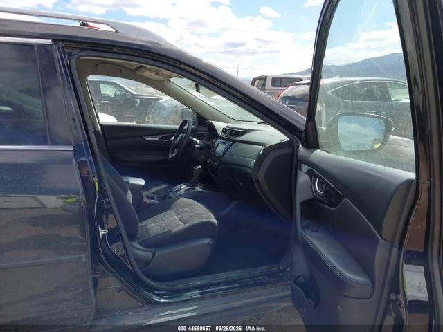 5N1AT2MT2LC775670 Nissan Rogue Sv Fwd