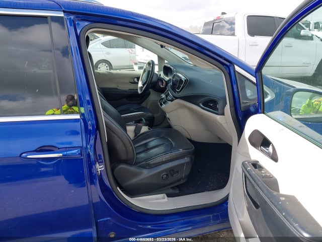 Продаж на аукціоні авто 2019 Chrysler Pacifica Limited, vin: 2C4RC1GG9KR552435, номер лоту: 44660693