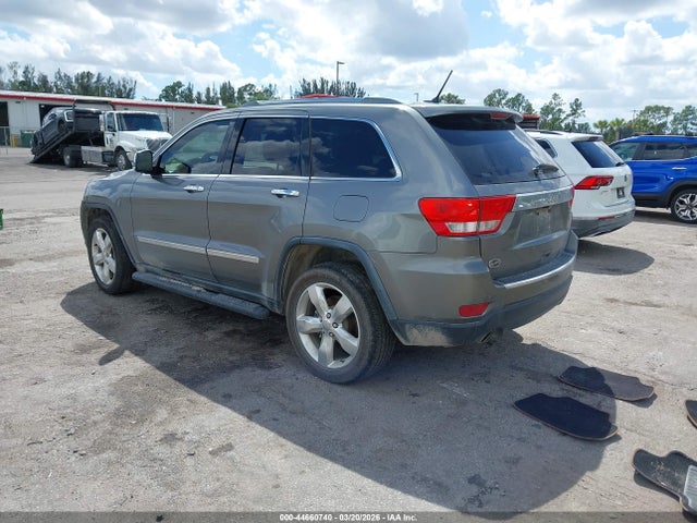44660740 :رقم المزاد ، 1C4RJECT0CC277483 vin ، 2012 Jeep Grand Cherokee Overland مزاد بيع