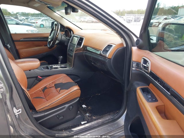 44660740 :رقم المزاد ، 1C4RJECT0CC277483 vin ، 2012 Jeep Grand Cherokee Overland مزاد بيع
