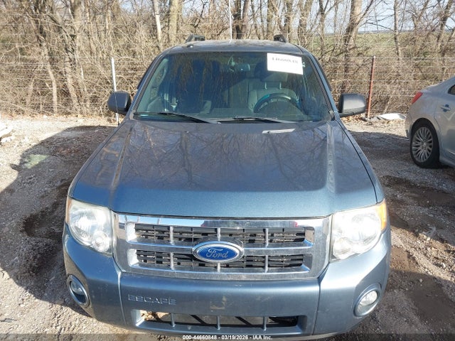 2011 Ford Escape Xlt მანქანა იყიდება აუქციონზე, vin: 1FMCU0D76BKB45152, აუქციონის ნომერი: 44660848