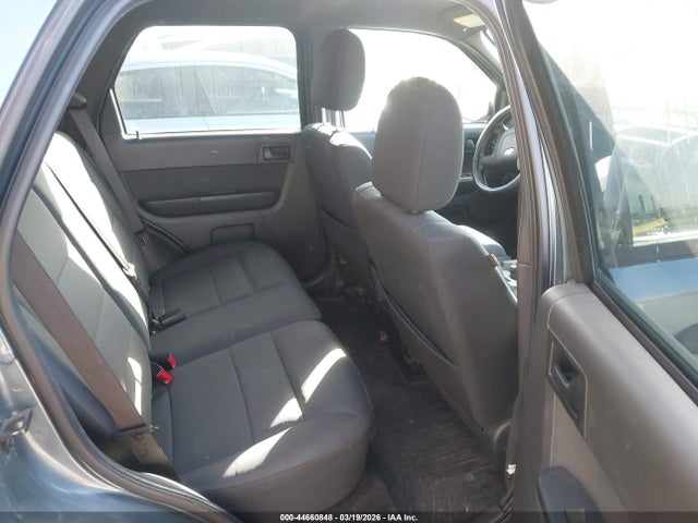 2011 Ford Escape Xlt მანქანა იყიდება აუქციონზე, vin: 1FMCU0D76BKB45152, აუქციონის ნომერი: 44660848