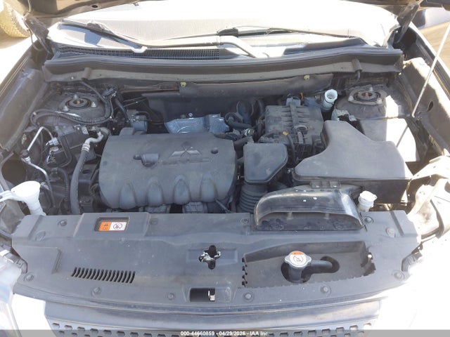 44660859 :رقم المزاد ، JA4AD2A3XLZ017704 vin ، 2020 Mitsubishi Outlander Es 2.4 مزاد بيع