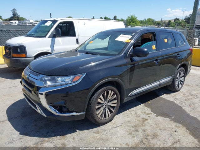 44660859 :رقم المزاد ، JA4AD2A3XLZ017704 vin ، 2020 Mitsubishi Outlander Es 2.4 مزاد بيع