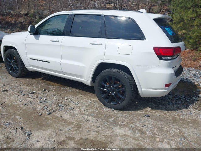 44660865 :رقم المزاد ، 1C4RJFAG8NC117558 vin ، 2022 Jeep Grand Cherokee Wk Laredo X 4x4 مزاد بيع