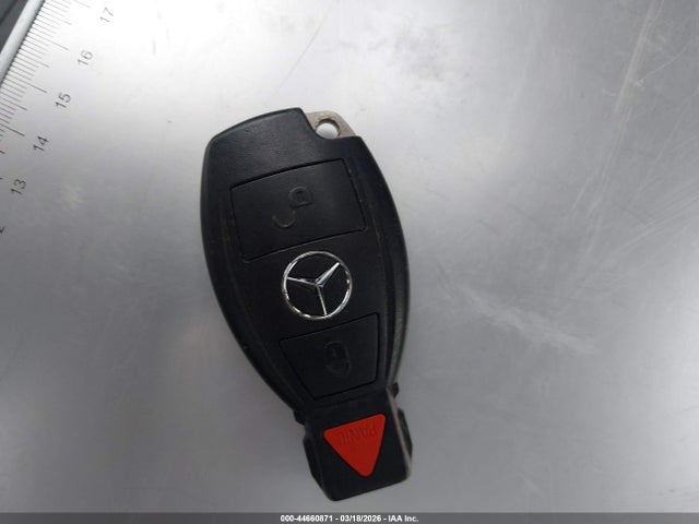 Продаж на аукціоні авто 2005 Mercedes-benz C 240 Luxury 4matic, vin: WDBRH81J25F562412, номер лоту: 44660871