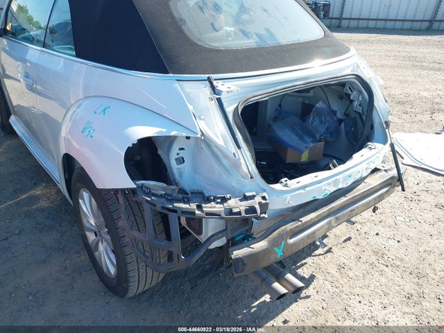 44660922 :رقم المزاد ، 3VW5DAAT8JM503232 vin ، 2018 Volkswagen Beetle 2.0t Coast/2.0t S/2.0t Se مزاد بيع