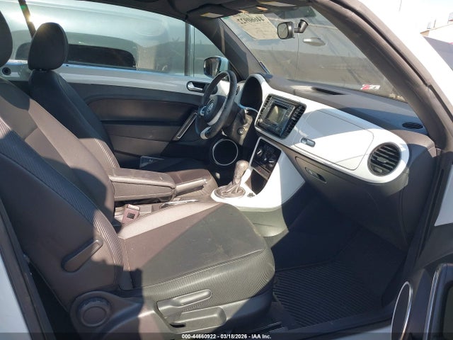 44660922 :رقم المزاد ، 3VW5DAAT8JM503232 vin ، 2018 Volkswagen Beetle 2.0t Coast/2.0t S/2.0t Se مزاد بيع