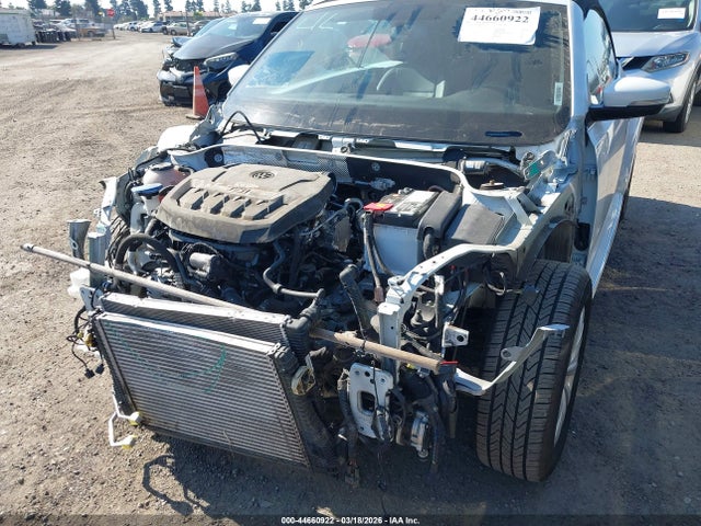 44660922 :رقم المزاد ، 3VW5DAAT8JM503232 vin ، 2018 Volkswagen Beetle 2.0t Coast/2.0t S/2.0t Se مزاد بيع