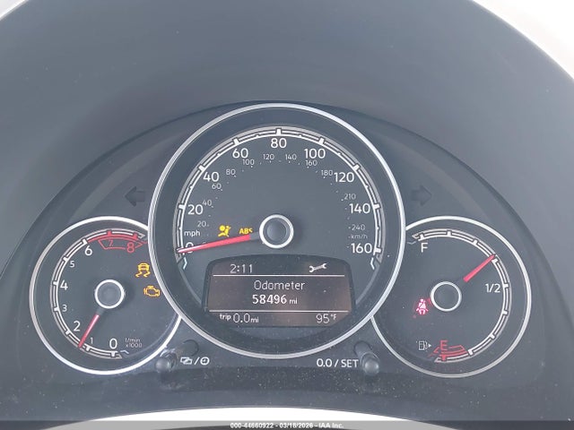 44660922 :رقم المزاد ، 3VW5DAAT8JM503232 vin ، 2018 Volkswagen Beetle 2.0t Coast/2.0t S/2.0t Se مزاد بيع