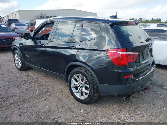 2013 BMW X3 5UXWX7C56DL979547 Photo 2