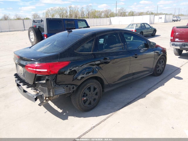 Ford FOCUS S 2018 1FADP3E24JL330657 Image 4