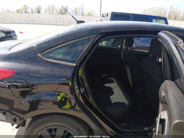 Ford FOCUS S 2018 1FADP3E24JL330657 Image 8