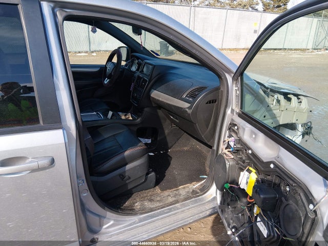 2019 Dodge Grand Caravan Gt მანქანა იყიდება აუქციონზე, vin: 2C4RDGEG7KR694463, აუქციონის ნომერი: 44660938