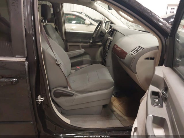 Продаж на аукціоні авто 2010 Chrysler Town & Country Lx, vin: 2A4RR4DE1AR347090, номер лоту: 44660946