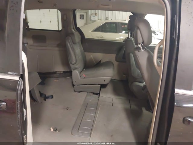 Продаж на аукціоні авто 2010 Chrysler Town & Country Lx, vin: 2A4RR4DE1AR347090, номер лоту: 44660946
