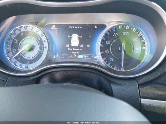 44660962 :رقم المزاد ، 2C3CCAAG9FH766713 vin ، 2015 Chrysler 300 Limited مزاد بيع